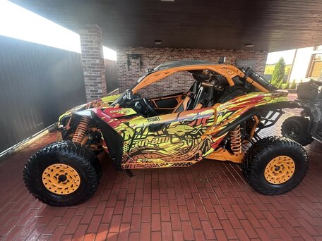 2020 BRP Can-Am Maverick X RC Turbo RR, оранжевый, 2200000 рублей, вид 3