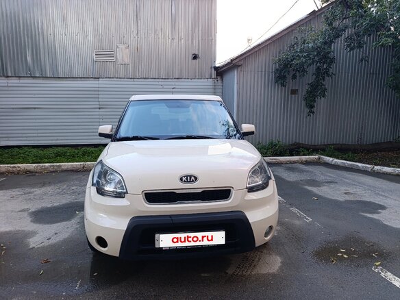2011 Kia Soul I, бежевый, 490000 рублей - вид 2