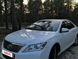 2014 Toyota Camry VII (XV50), белый, 1700000 рублей, вид 1