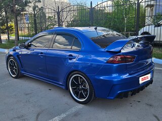 2008 Mitsubishi Lancer Evolution X, синий, 2500000 рублей, вид 5