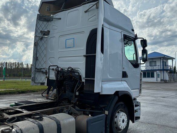 2011 Renault Premium, белый, 1250000 рублей - вид 6