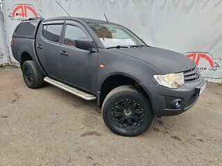 Mitsubishi L200 IV