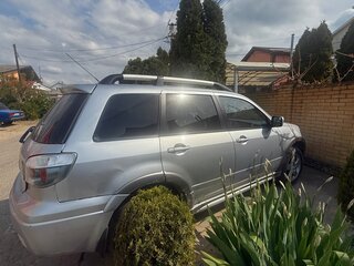 2005 Mitsubishi Outlander I, серебристый, 1000000 рублей, вид 2