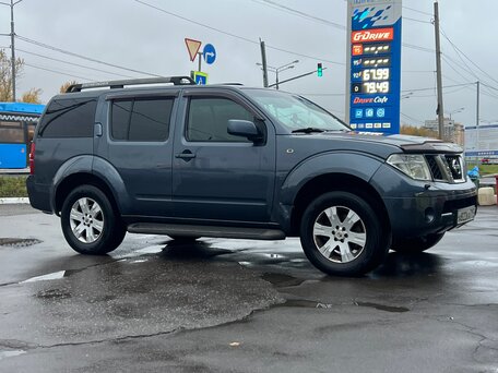 2005 Nissan Pathfinder III, серый, 399000 рублей, вид 3