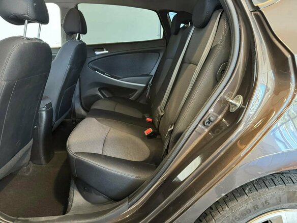 2016 Hyundai Solaris I Рестайлинг, коричневый, 849000 рублей - вид 12