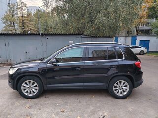 2010 Volkswagen Tiguan I, чёрный, 799000 рублей, вид 4