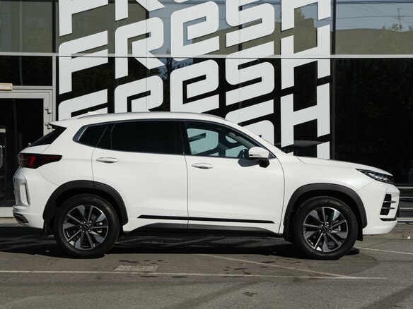 2023 Exeed LX I Рестайлинг, белый, 2100000 рублей - вид 4