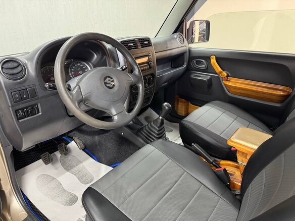 2008 Suzuki Jimny Sierra III Рестайлинг 1, бежевый, 1090000 рублей - вид 17