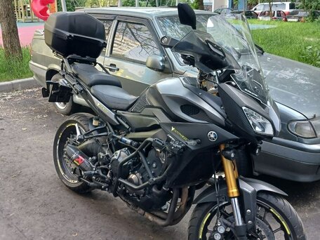 2015 Yamaha MT-09 Tracer (FJ-09), серый, 920000 рублей, вид 2