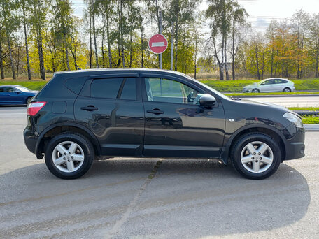 2013 Nissan Qashqai I Рестайлинг, чёрный, 634000 рублей, вид 4