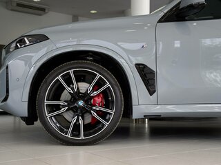 2026 BMW X5 30d IV (G05/G18) Рестайлинг, серый, 15700000 рублей, вид 4