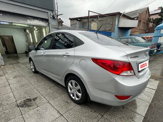 2012 Hyundai Solaris I, серебристый, 669000 рублей, вид 5