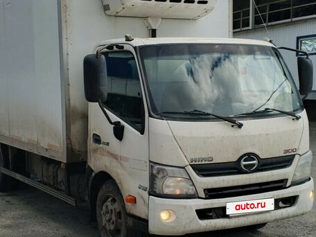 2015 Hino Series 300 (Dutro), белый, 3200000 рублей, вид 1
