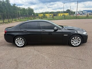 2015 BMW 5 серии 520i VI (F10/F11/F07) Рестайлинг, чёрный, 2050000 рублей, вид 4