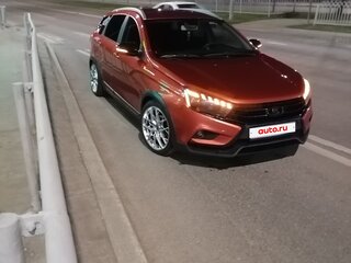 2017 Lada (ВАЗ) Vesta SW Cross I, оранжевый, 1050000 рублей, вид 3