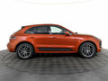 2021 Porsche Macan I Рестайлинг 2, оранжевый, 6460000 рублей - вид 3