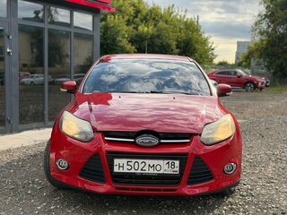 2011 Ford Focus III, красный, 569000 рублей, вид 4