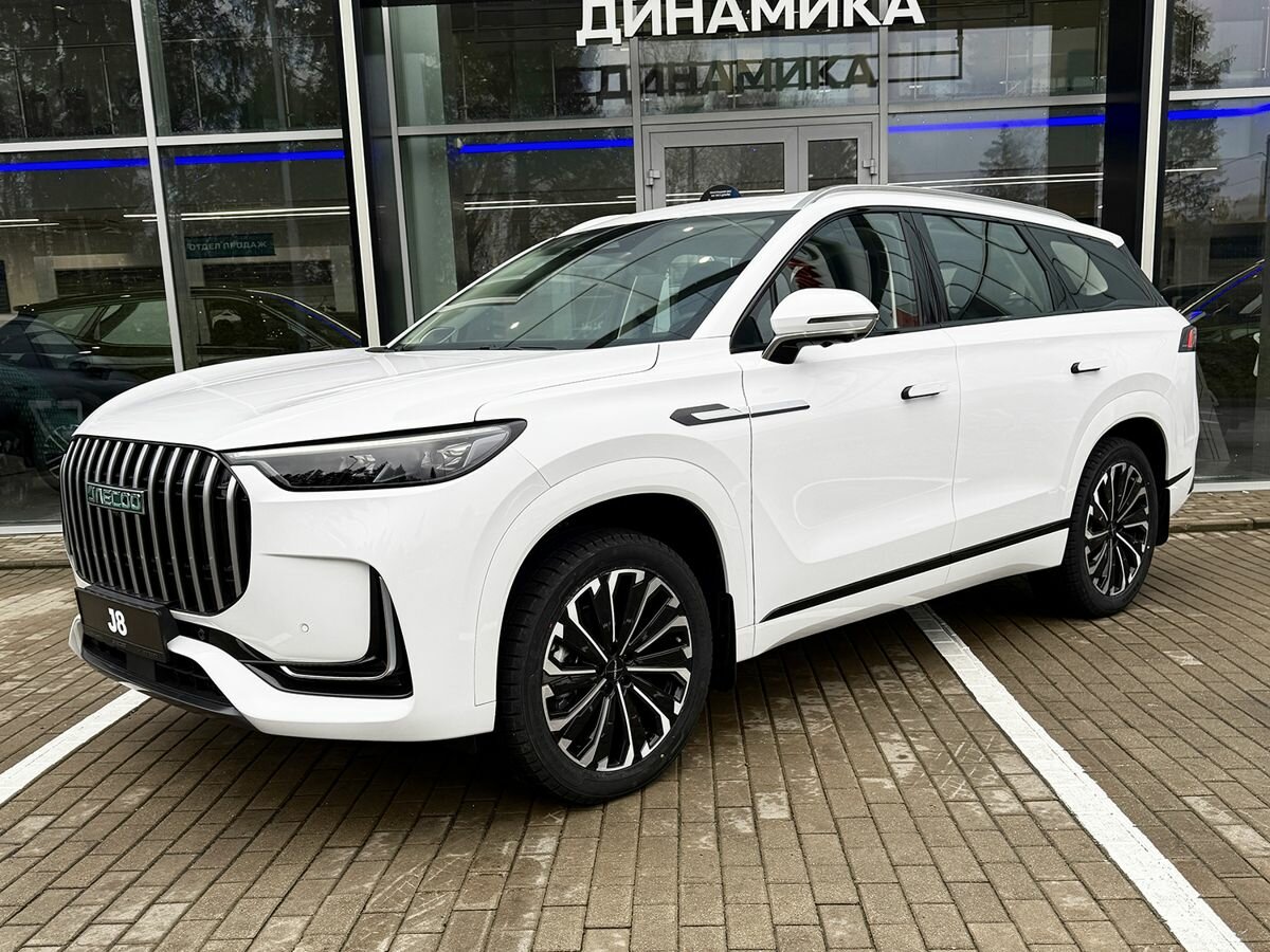 Открыть фотографии: Jaecoo J8