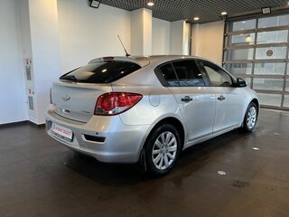 2012 Chevrolet Cruze I, серебристый, 675000 рублей, вид 3