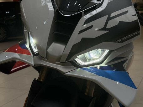 2026 BMW S 1000 RR, белый, 3025000 рублей, вид 1