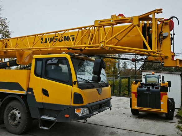 2026 LiuGong LTC320L5, жёлтый - вид 5