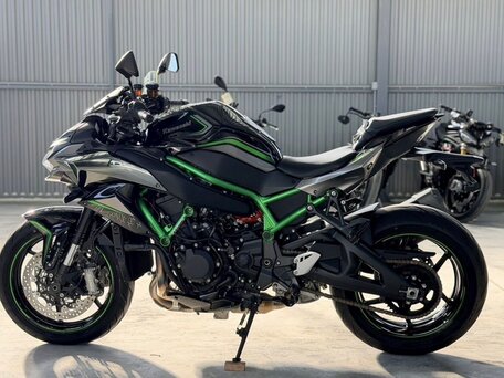 2017 Kawasaki Z H2, зелёный, 1570000 рублей, вид 4