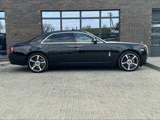 2015 Rolls-Royce Ghost Extended I Рестайлинг (Series II), чёрный, 15500000 рублей, вид 2