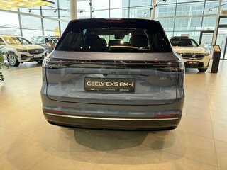 2026 Geely EX5 Гибрид EM-R, синий, 3829990 рублей, вид 4