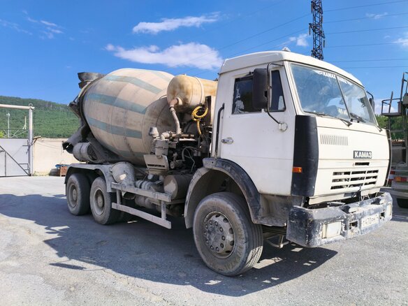 2001 КамАЗ Автобетоносмеситель, белый, 800000 рублей - вид 2
