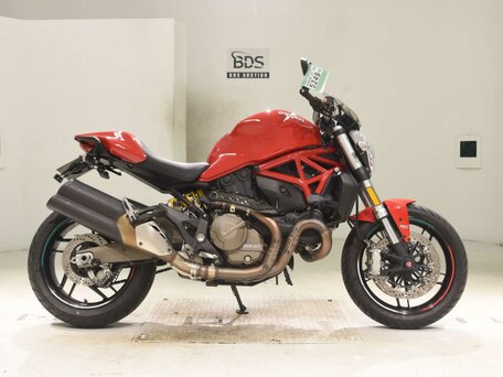 2014 Ducati Monster 821, красный, 595000 рублей, вид 2