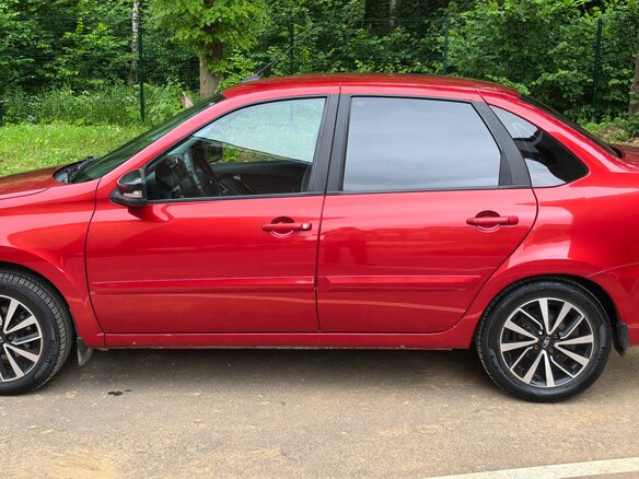 2022 Lada (ВАЗ) Granta I Рестайлинг, красный, 700000 рублей - вид 4