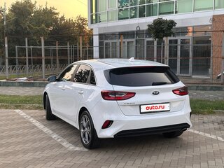 2018 Kia Ceed III, белый, 1820000 рублей, вид 5