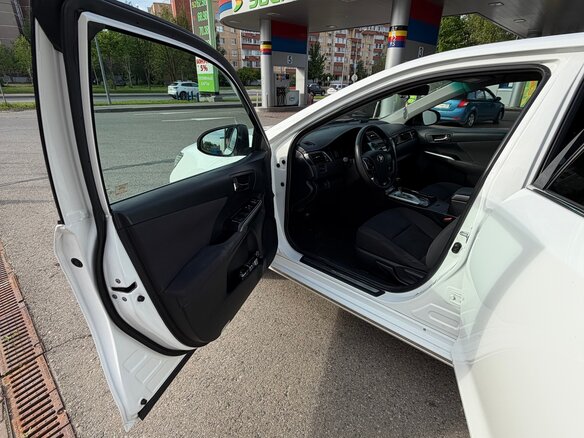 2014 Toyota Camry VII (XV50), белый, 1300000 рублей - вид 19