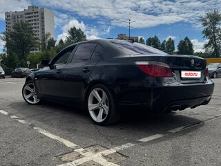 2004 BMW 5 серии 525i V (E60/E61), чёрный, 1300000 рублей, вид 4