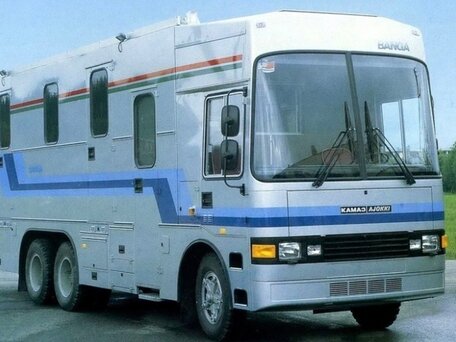 1990 Ajokki КамАЗ-53213, серебристый, 2490000 рублей, вид 1