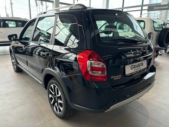 2026 Lada (ВАЗ) Granta Cross I Рестайлинг, чёрный, 1205000 рублей - вид 5