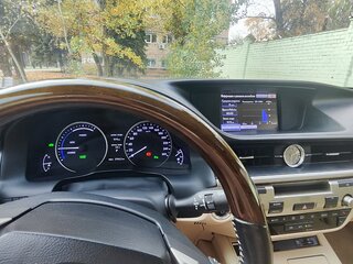2013 Lexus ES 300h VI, белый, 2390000 рублей, вид 5