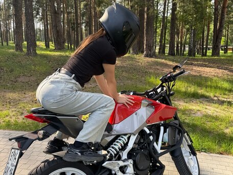 2014 Hyosung GD250, красный, 195000 рублей, вид 4