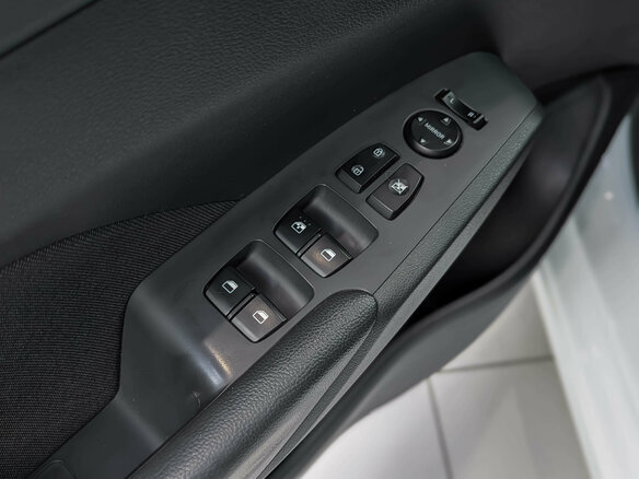 2019 Hyundai Solaris II, белый, 999000 рублей - вид 16