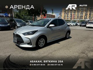 2021 Toyota Yaris IV, серый, 1149000 рублей, вид 5