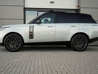 2026 Land Rover Range Rover P550e V, серебристый, 14778500 рублей, вид 3