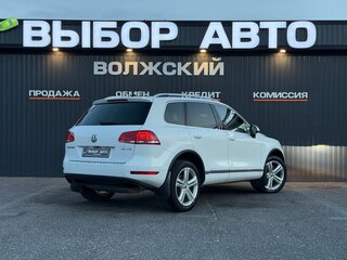 2012 Volkswagen Touareg II, белый, 2400000 рублей, вид 2