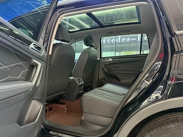 2023 Volkswagen Tiguan L II Рестайлинг (China Market), чёрный, 2400000 рублей - вид 16