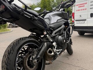 2015 Yamaha MT-09 Tracer (FJ-09), серый, 750000 рублей, вид 4