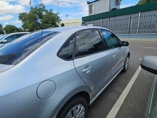 2014 Volkswagen Polo V, серебристый, 800000 рублей, вид 3