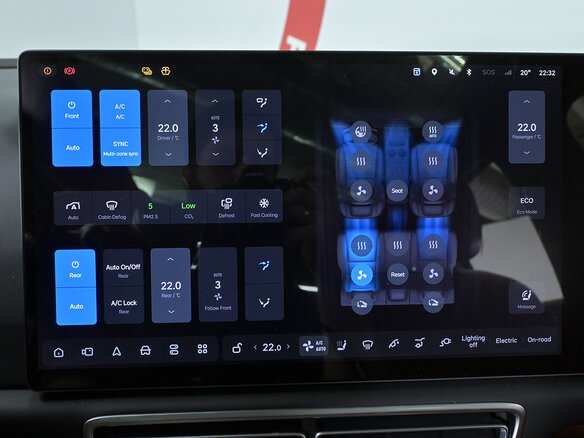 2024 Li Auto (Lixiang) L6 I, чёрный, 5980000 рублей - вид 21