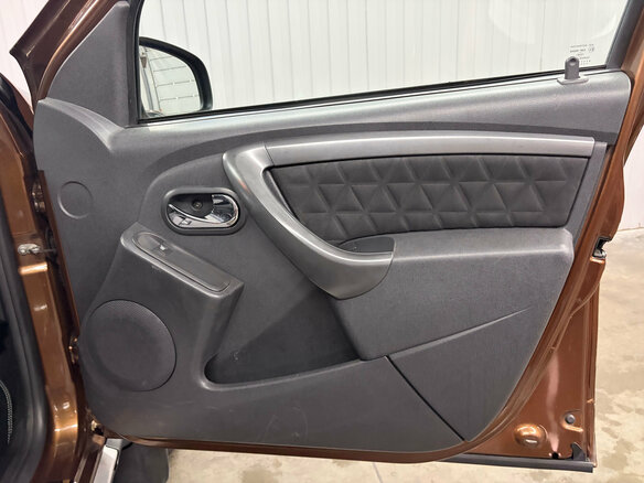 2016 Renault Duster I Рестайлинг, коричневый, 1097000 рублей - вид 17