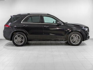 2020 Mercedes-Benz GLE 400 d II (V167), чёрный, 6390000 рублей, вид 4