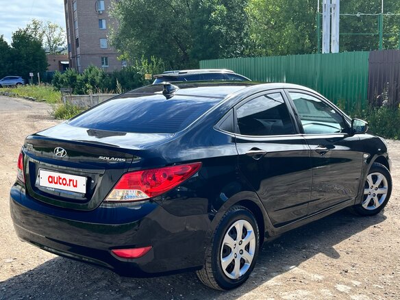 2012 Hyundai Solaris I, чёрный - вид 3