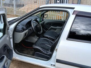 2006 Renault Symbol I Рестайлинг 2, белый, 250000 рублей, вид 3